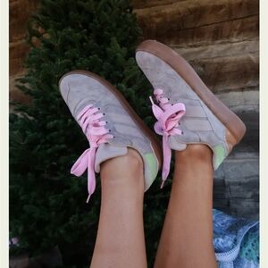Neutral Sneakers with Pink Laces And Green Accent Size 7